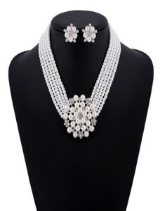EN STOCK Conjunto de joyas nupciales de perlas completas Collar Cristales Aretes Conjuntos de joyas de boda para novias Damas de honor Fiesta Accessori8257739