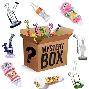 EN STOCK Mystery Box Surprise Blined Box Multi Styles Hookahs Bangers Water Glass Bong Accessoires pour Fumer Perc Percolator Pipes Oil Rig Dab Rigs