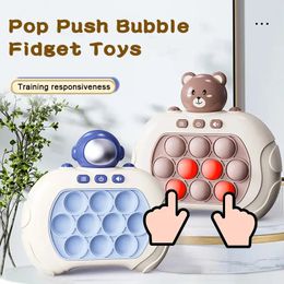 en stock Jugadores de juegos portátiles Electrónico Quick Push Pop Game Consola portátil Press Fidget Toys Bubble Light Up Pushit Regalo Niños Adultos Cumpleaños Juguete de Navidad