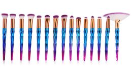 En stockProfesional 15PCSset Unicorn Makeup Brushes Set Foundation Blending Powder Contour Corrector Blush Cosmetic Brush1553121