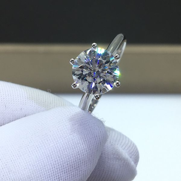 Inbeaut Arrivée Poli 925 Argent Platine Plaqué 2-3 ct Passe Diamant Test Rond Excellente Coupe Moissanite Anneau Adolescente