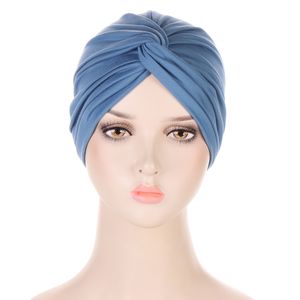 India Plain Headwrap Women Moslim hijab binnenkappen Islam geknoopte hoed Chemo Beanies Hair Accessoires Bandana Hoofdband