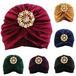 Femmes indiennes musulman arabe chapeau Beanie velours casquettes plissé Turban Cancer chimio islamique Bonnet casquettes perte de cheveux couverture chapeaux chapeau nouveau