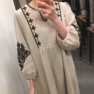 Indie Folk Vintage élégant coréen Chic lâche plissé taille haute broderie lourde fleur lanterne manches robe femmes mode pleine 210610