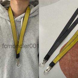 Longe industrielle longe porte-clés bracelet en nylon jaune licol mode pendentif de bagage unisexe marque designer boucle en alliage sculpté D236c HCYM