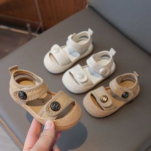 HBP Non-merk baby- en peuter wandelschoenen voor vrouwelijke baby's in de zomer van 2024 Nieuwe babysandalen voor mannelijke baby's met zachte zolen voor babyschoenen