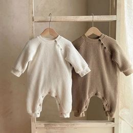 Combinaison pour bébés filles et garçons, tenue en coton gaufré à manches longues, barboteuse pour bébés, vêtements de printemps et d'automne, 240318