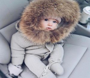 Baby Baby Rompertjes Winter Kleding Pasgeboren Baby Jongen Meisje Gebreide Trui Jumpsuit Wasbeer Bont Capuchon Kid Peuter Bovenkleding T2007066358554