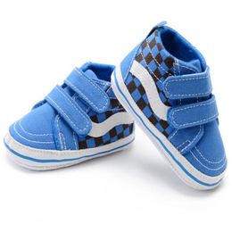 Zapatos de lona para primeros pasos para bebés recién nacidos, zapatillas de lona de diseñador para niños y niñas, zapatillas de suela blanda, zapatos de cuna de 0 a 18 meses