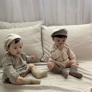 Baby Meisjes Kleding Set Puff Sleeve Blouse en Bloomer 2 Stks Baby Little Plaid Toddler Suit 210429