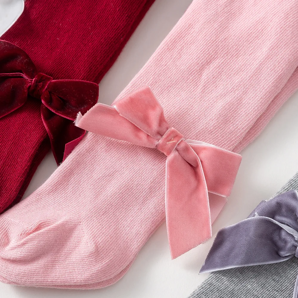 Spädbarn nyfödda flickor strumpbyxor med solid bowknot leggings fyra säsonger långa strumpor 5 färger 0-3 år