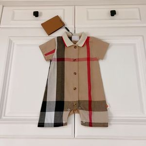 Chemise à manches courtes d'été pour bébé combinaison mâle bébé beau Ha vêtements escalade vêtements gentleman éclaircir les vêtements marée.
