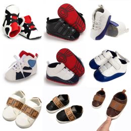 Chaussures de premiers pas pour bébés de 0 à 1 an, chaussures de sport antidérapantes à la mode