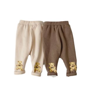 Baby winter dubbele plus dikke fluwelen leggings schattige baby beer warme en comfortabele grote PP-broek voor kinderen 210515