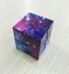 Infinity Cube Party Creative Sky Magic Cubes Juguete antiestrés Oficina Flip Cubic Puzzle Mini Block Juguetes divertidos DHL a123726161