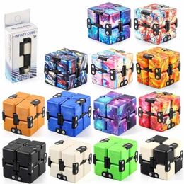 Infinity Magic Cube Creative Galaxy Fitget jouets Antistress Office Flip Cubic Puzzle Mini Blocks Décompression Jouet
