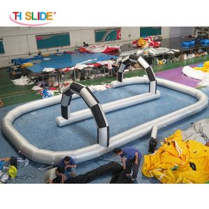 Videurs gonflables Playhouse balançoires livraison gratuite à porte piste de voiture gonflable voie 10x6 m aller kart pour zorb ball jouet court 231212