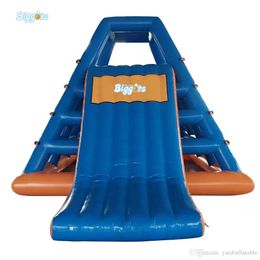 Swings Inflable Bouncersplayhouse en14690 y certificado de agua certificada por el tobogán flotante de agua para el parque de atracciones con bomba de aire