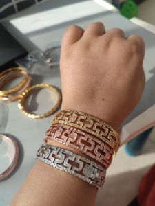 pulsera de oro real inicial pozos de tenis de plata Pulseras de lujo elegantes brazalete Pulseras de Roma Joyería de moda para hombres mujeres Fiesta Regalos de boda accesorios niñas