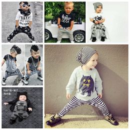 Ins Vêtements de Bébé Enfants T Shirts Pantalons Garçons Hauts D'été Shorts Ensembles Lettre Imprimer Chemises Pantalon Mode Costumes D'animaux Tenues Décontractées DHT101