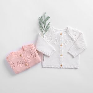 Ins baby kids vêtements cardigan tricot couloir en couleur creux de boutons sweat de conception 100 coton boutique fille chute d'automne printemps