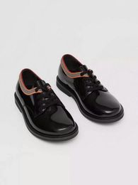 INS Baskets pour enfants enfants garçons et filles décontractés Chaussures en cuir brillant à lacets de style britannique noir