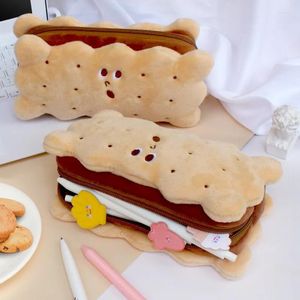 Ins Creative nouveauté mignon dessin animé Sandwich Cookie porte-crayon en peluche étudiant stockage grande capacité papeterie boîte