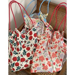 Ins Feng Hyunya Kleine bloemen canvas tas dames grote capaciteit literaire schoudertas nieuwe draagtas casual tas
