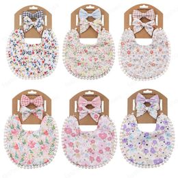 Ins Floral Bibs Hoofdband Set Zuigeling Peuter Bandana Burp Cloths Pasgeboren Baby Meisjes Jongens Linnen Katoen Bloem Print Saliva Handdoek Bib Boog Hoofddeksels Sets