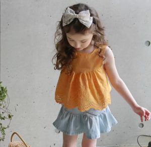 Ins meisje zachte kinderen kleding mouwloos vierkante kraag t-shirt terug holle zomers prachtige stijl prinses top 100% katoenen kleding