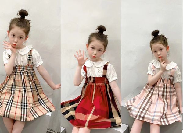 Ins Girls Letter Plaid Robes Angleterre Style Kids Doll Dapon à manches courtes Robe plissée Enfants Coton Lattice Vêtements S1310