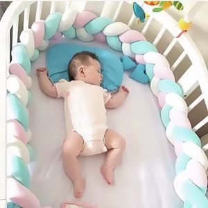 Ins Hot 2 m de longueur pour bébé coussins en peluche décor de clôture pur tissage nœud berceau de pare-chocs protector