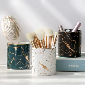 Ins Marble Pattern Pen Holder Cosmético Joyería Caja de almacenamiento Pincel de maquillaje Lápiz labial Tarro de cerámica Organizador de mesa para el hogar 211102