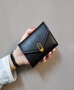 INS NIEUW LOVE Europeaan en Amerikaanse eenvoudige ontwerper Women039S Wallet Vrouwen Korte drievoudige kleine portemonnee dames039S Coin Purse 9148372