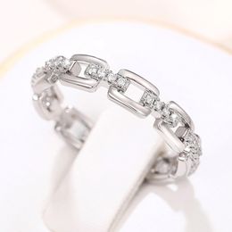 Ins Joyería de moda simple Anillos de boda Venta superior 925 Plata esterlina Relleno Blanco 5A Cubic Zircon Fiesta Hecho a mano Eternidad Mujeres Anillo de cadena para el regalo del día de la madre