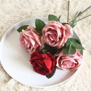 INS simulación terciopelo rosa arreglo de boda mano sosteniendo ramo de rosas flor artificial planta decorativa flor pared falsa wreat295o