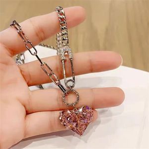 Ins Sparkling Heart Pendant Luxury Jewelry 925 Sterling Silver Princess Cut Topacio rosa CZ Diamante Piedras preciosas Fiesta Mujeres Boda Pin Collar de clavícula para regalo de amante