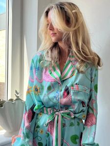 Ins Style Design Ice Silk Flamingo Pyjamas Femme Spring Summer Sleeves Pantalons Home Suit Plant Fleurs Sleepwear Femme 240418