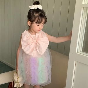 INS Summer Infantil Girl Sundress Knotbow sin mangas 3d Rainbow Flower Baby Dress Bily Tul Tulle Bilayer Pittler 240322
