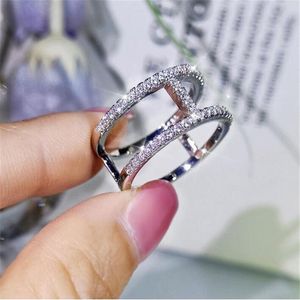 Ins Best verkopende nieuwe collectie eenvoudige mode-sieraden 925 sterling zilver witte saffier partij CZ diamanten edelsteen vrouwen bruiloft Band224n