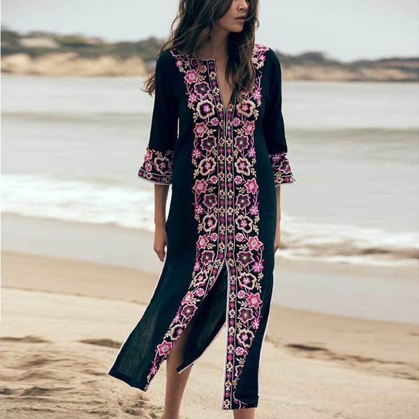 Robe longue exotique inspirée brodée de fleurs col en V fendue sur les côtés robe d'été pour femmes midi robe de plage décontractée 210412