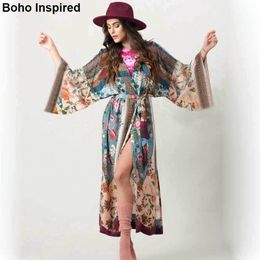 Geïnspireerd Kimono Cover Ups voor Badmode Sexy Bikini Coverups Kimono Floral Printed Lange Mouwen Beachwear Maxi Robe 210412