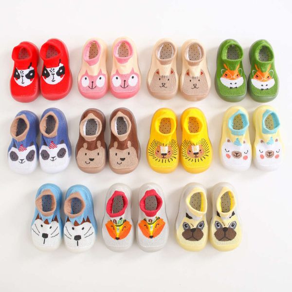 Instagram Edición coreana de 0 a 4 años de calcetines para caminar para caminos de 0 a 4 años Patrón de dibujos animados de suela suave