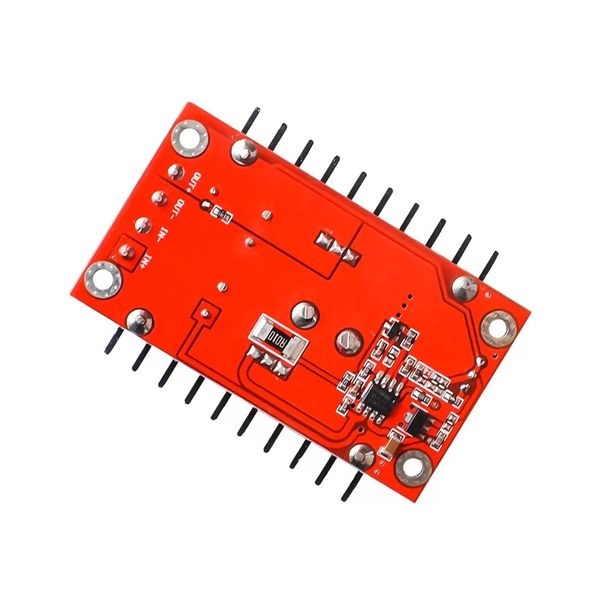 Circuits intégrés 10pcs / lot 150w Boost Converter DC-DC 10-32V à 12-35V Module de chargeur de tension