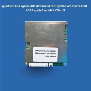 Circuits intégrés Batterie Li-ion 16S BMS avec courant de décharge constant 50A pour pack lithium PCB 672V ou 60V Oixxo