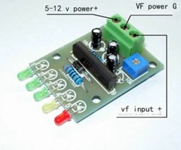 Circuitos integrados 5 LED Módulo de controlador de medidor de VU Indicador de nivel de audio Indicador de nivel de placa de alimentación 5-12V dc