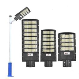 Integratie 400W 600W 800W LED Street Lights Outdoor Solar Lamp met afstandsbediening IP65 Waterdichte bewegingssensor 6500K Daglicht