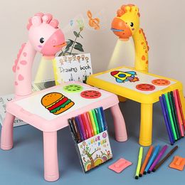 Jouets d'intelligence Enfants Projecteur LED Art Table à dessin Jouets Enfants Tableau de peinture Bureau Arts Artisanat Éducatif Apprentissage Outils de peinture Jouet pour fille 231218