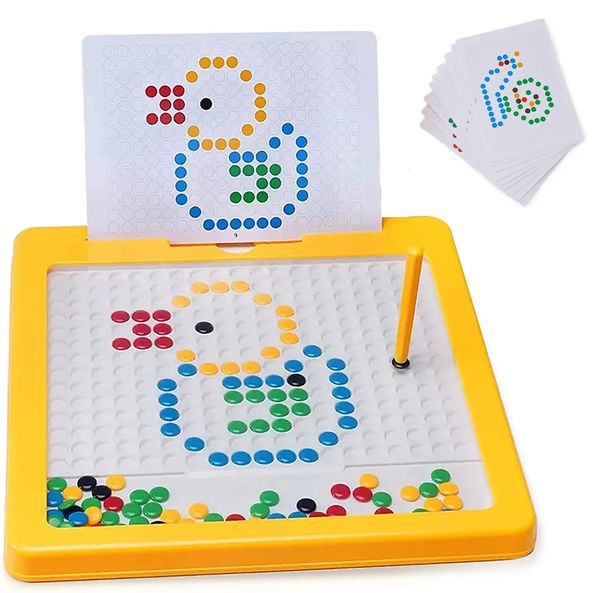 Jouets d'intelligence planche à dessin magnétique pour les tout-petits Doodle avec stylo et perles jouet de voyage éducatif préscolaire Montessori 231013