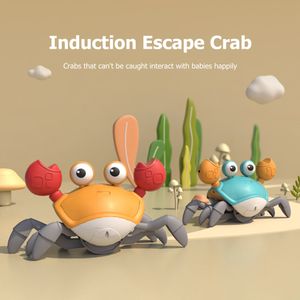 Jouets d'intelligence Tummy Time Crawling Crab Éducatif USB Charge Light Up Sensory Moving Toys Marche pour bébé Cadeau d'anniversaire 230911